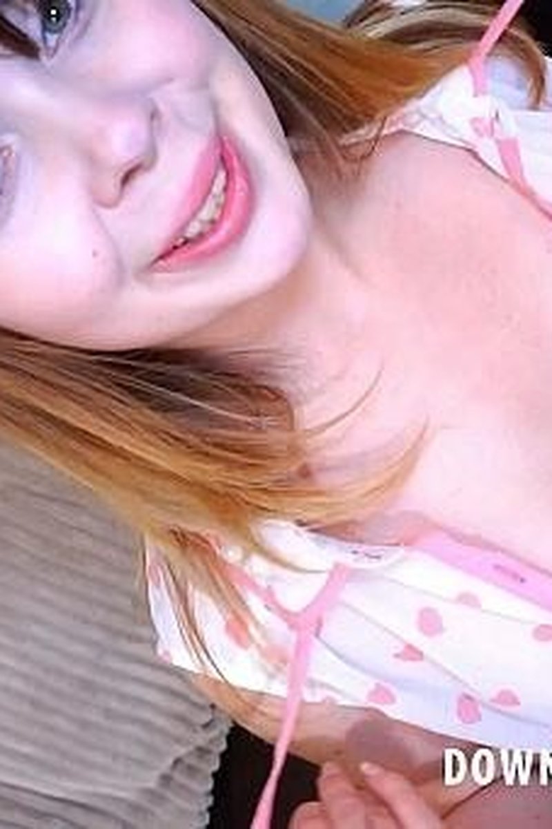 Cherry English - Screenshot 1 of 4 - Downblouse