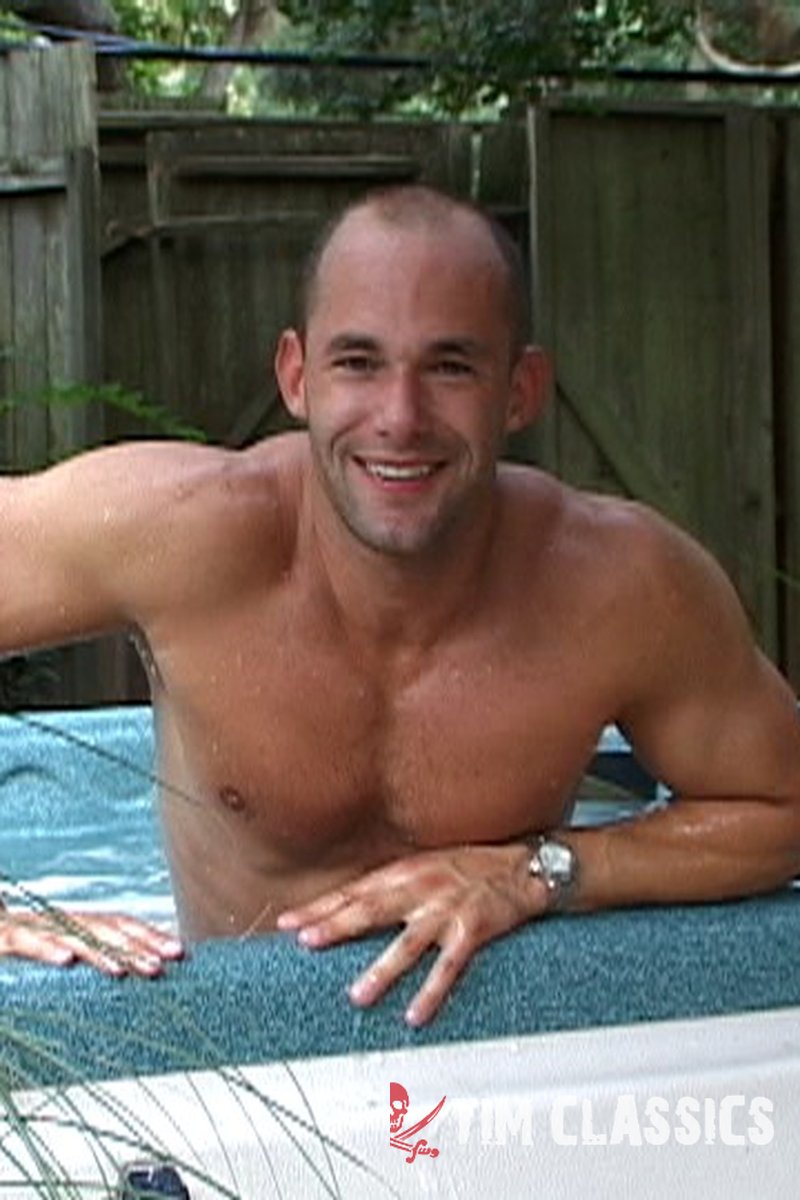 Bonus - Screenshot 1 of 4 - Sonny Roberts
