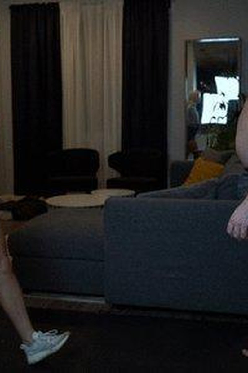 New Hard Ballbusting - Screenshot 1 of 4 - Babe Ballbusting