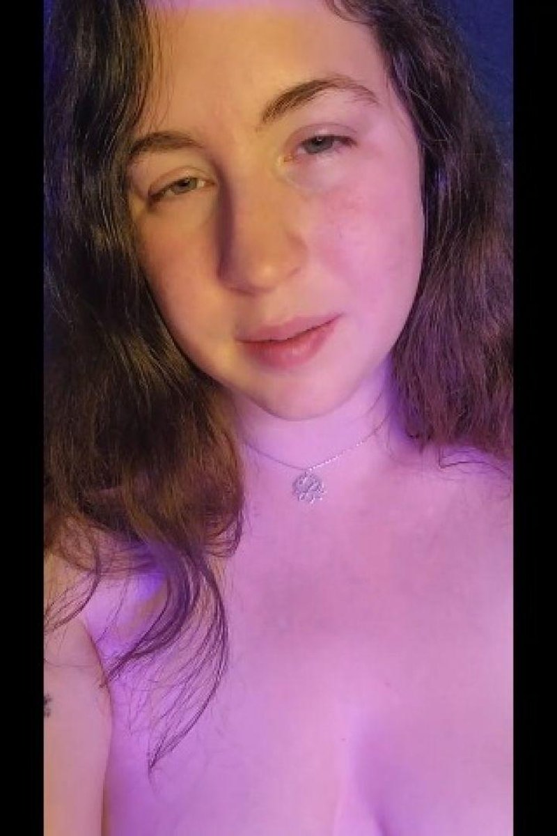 Facetime Cuck - Screenshot 1 of 4 - Cuckolding