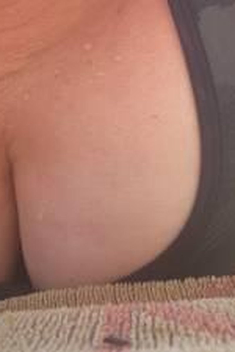 Beach Time - Screenshot 1 of 4 - Big Tits