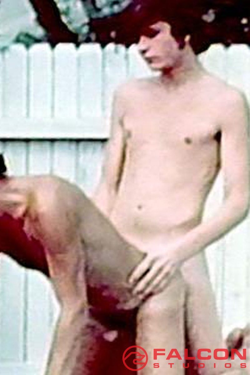 Stud Me - Screenshot 1 of 4 - Anal