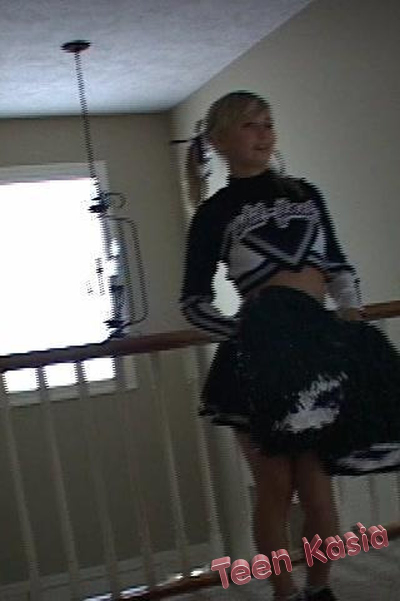 Cheer Try Outs - Screenshot 1 of 4 - Teen Kasia