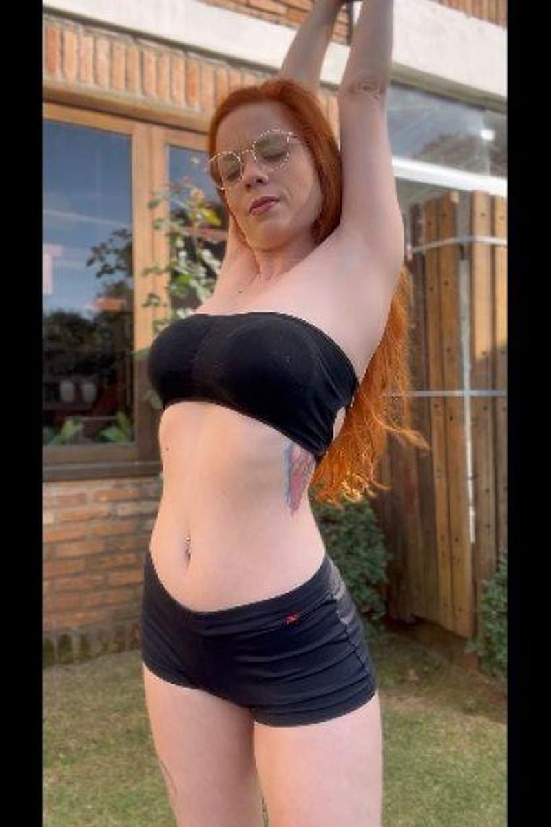 Stretching - Screenshot 1 of 4 - Flexible