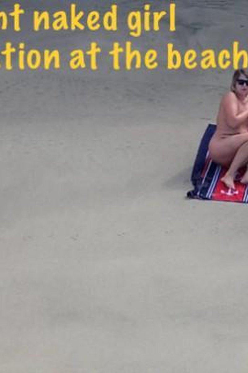 Caught Naked Girl Masturbation At The Beach - Screenshot 1 of 4 - Caughtinpulic
