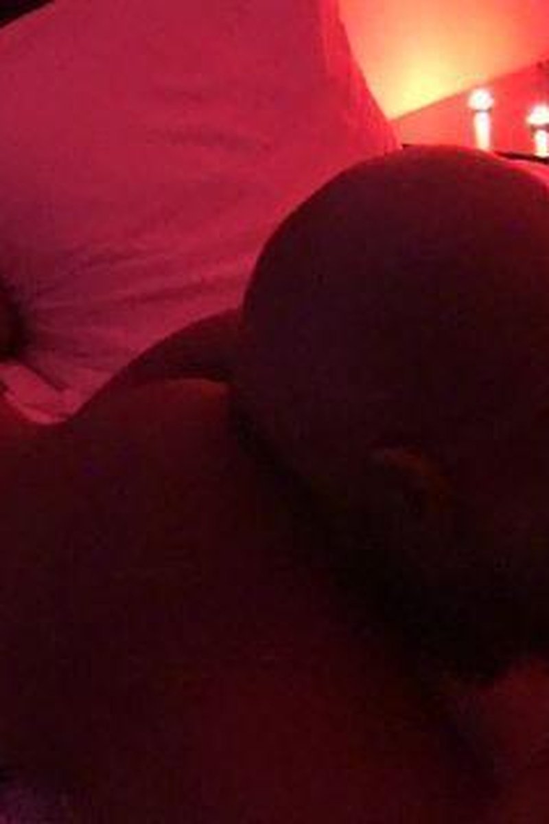 Red Light Special - Screenshot 1 of 4 - Babes