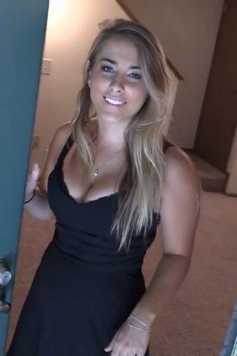 Vampire Assistant - Screenshot 1 of 4 - Domination