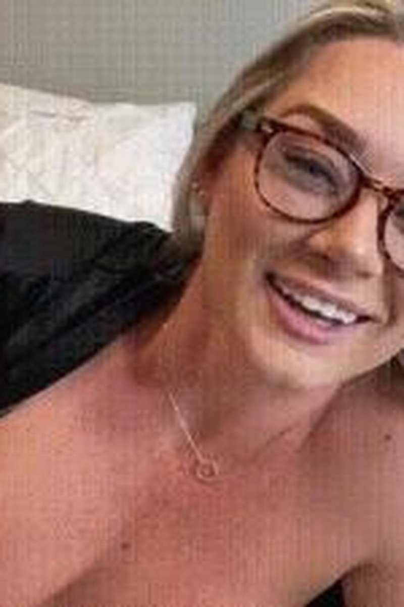 Average White Dick vs BBC - Screenshot 1 of 4 - BBC