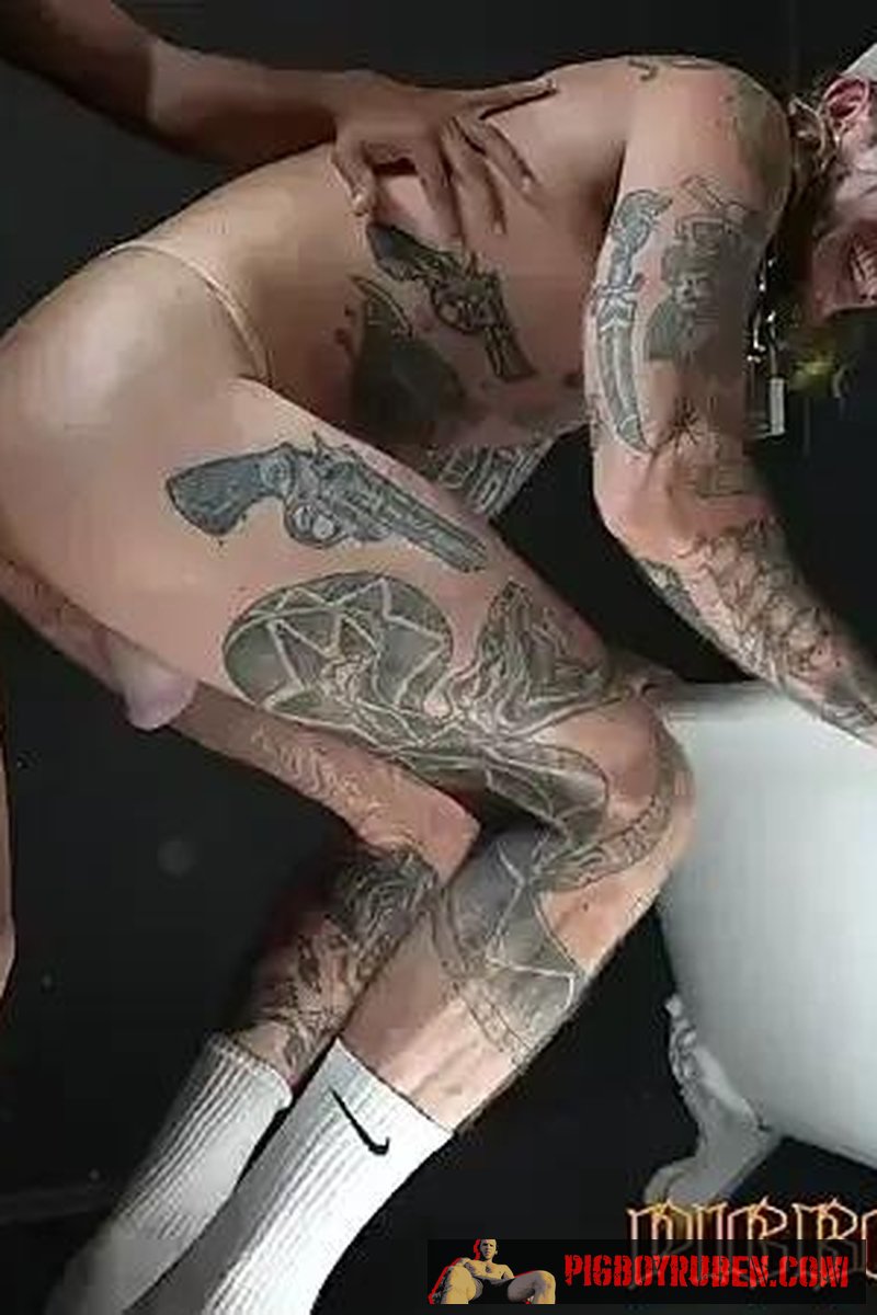 Brotein 4 - Screenshot 1 of 4 - Big Dick
