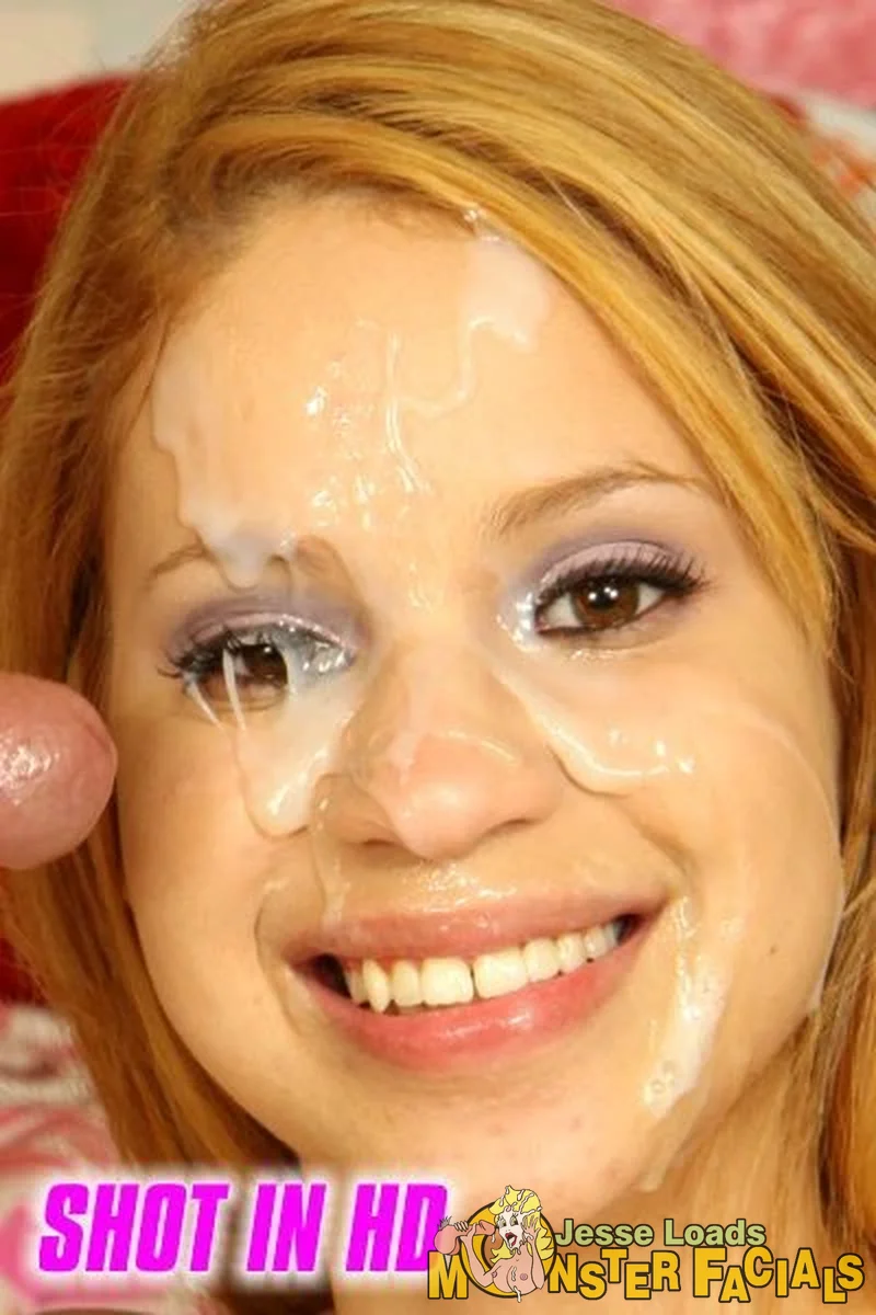 Mae Olsen - Screenshot 1 of 4 - Blowjob