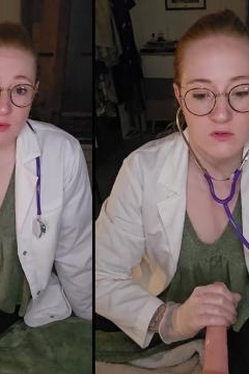 Doctor Mom Sucks Your Cock - Screenshot 1 of 4 - Blowjob