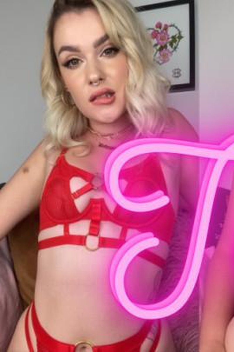 Triggering Your Submission - Screenshot 1 of 4 - Domination