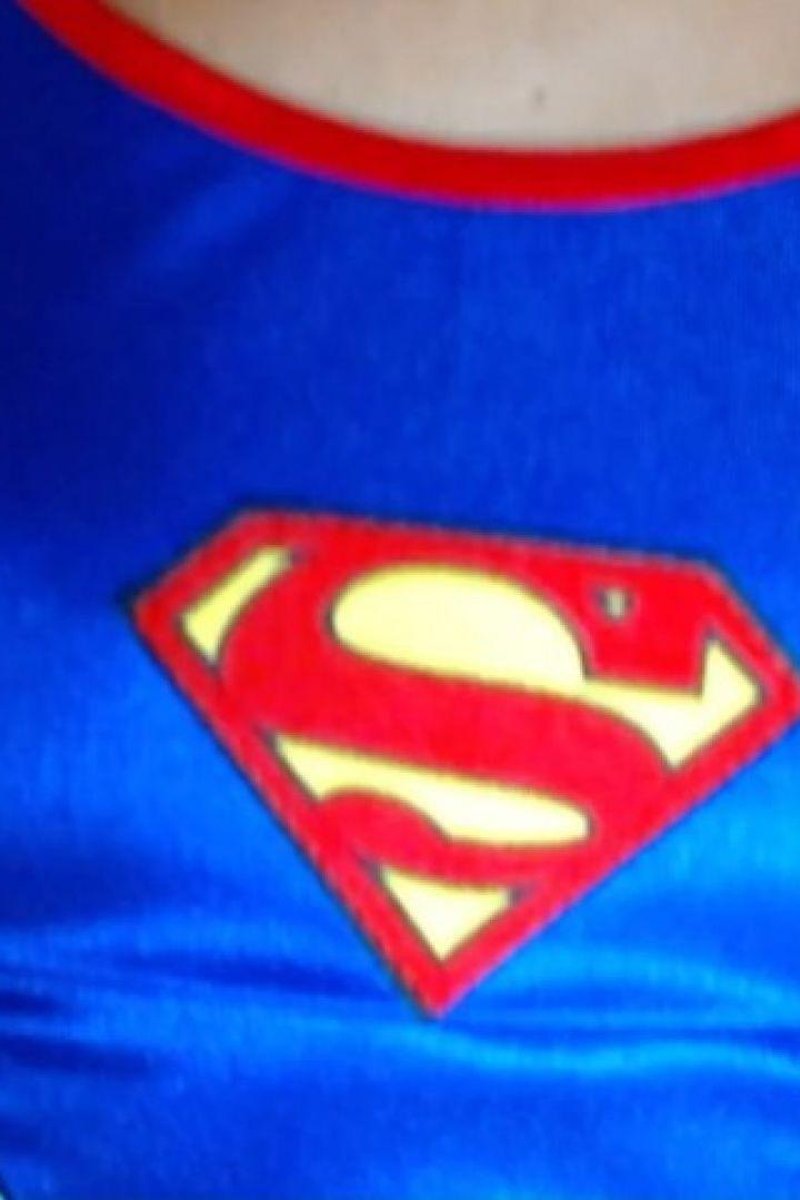 Supergirl - Screenshot 1 of 4 - Allison Pearson