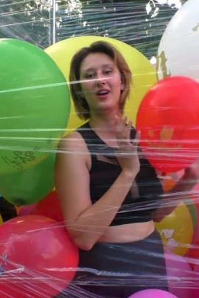 Balloon Pit - Screenshot 1 of 4 - Balloon Fetish