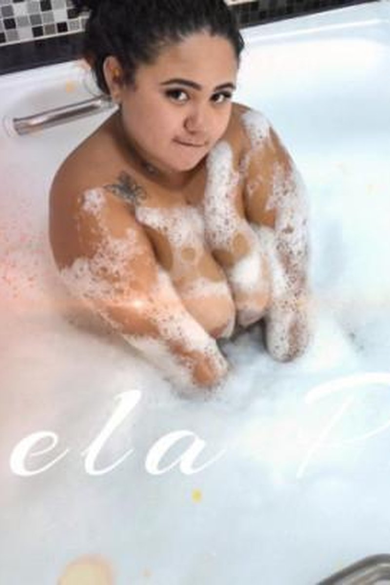 Slow Motion Bubble Bath - Screenshot 1 of 4 - Bathroom