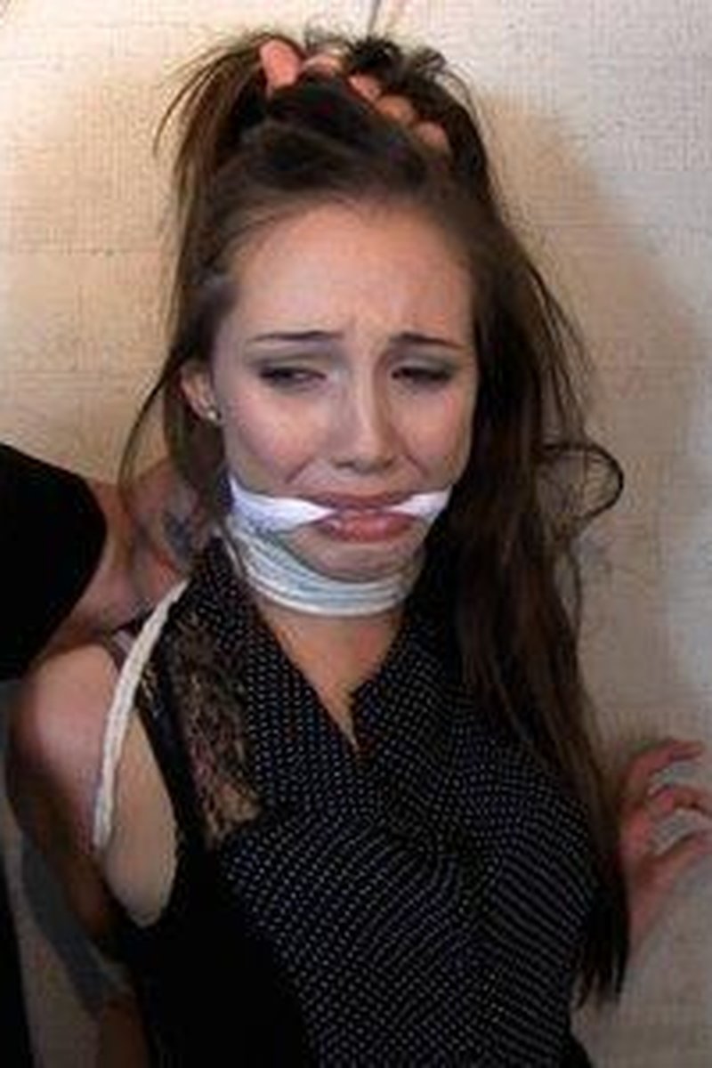 Jenna Captured - Screenshot 1 of 4 - BDSM