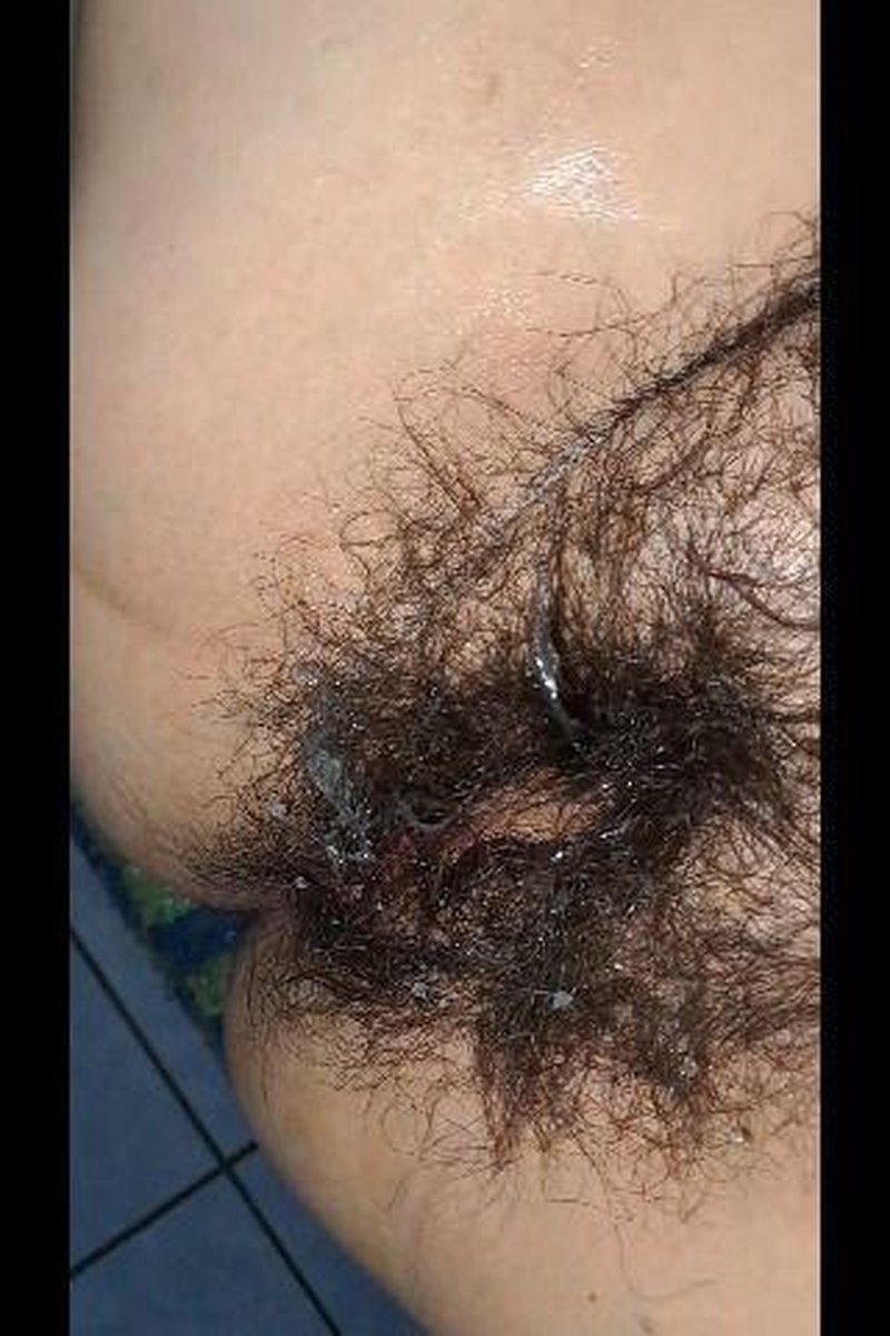 Hairy Pussy With Cum - Screenshot 1 of 4 - BBW