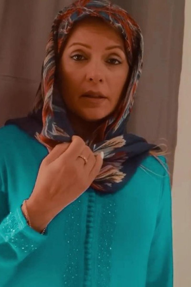 Arab MILF Cheating Wife 4k POV BJ - Screenshot 1 of 4 - Arabic