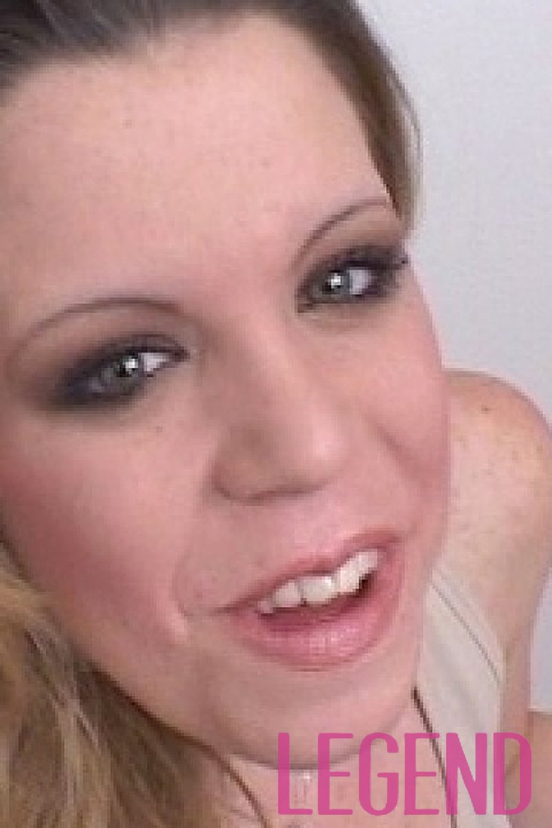 Summer Luv Contorts Herself So She Can Fuck A Guy With Her Feet - Screenshot 1 of 4 - Blond Hair