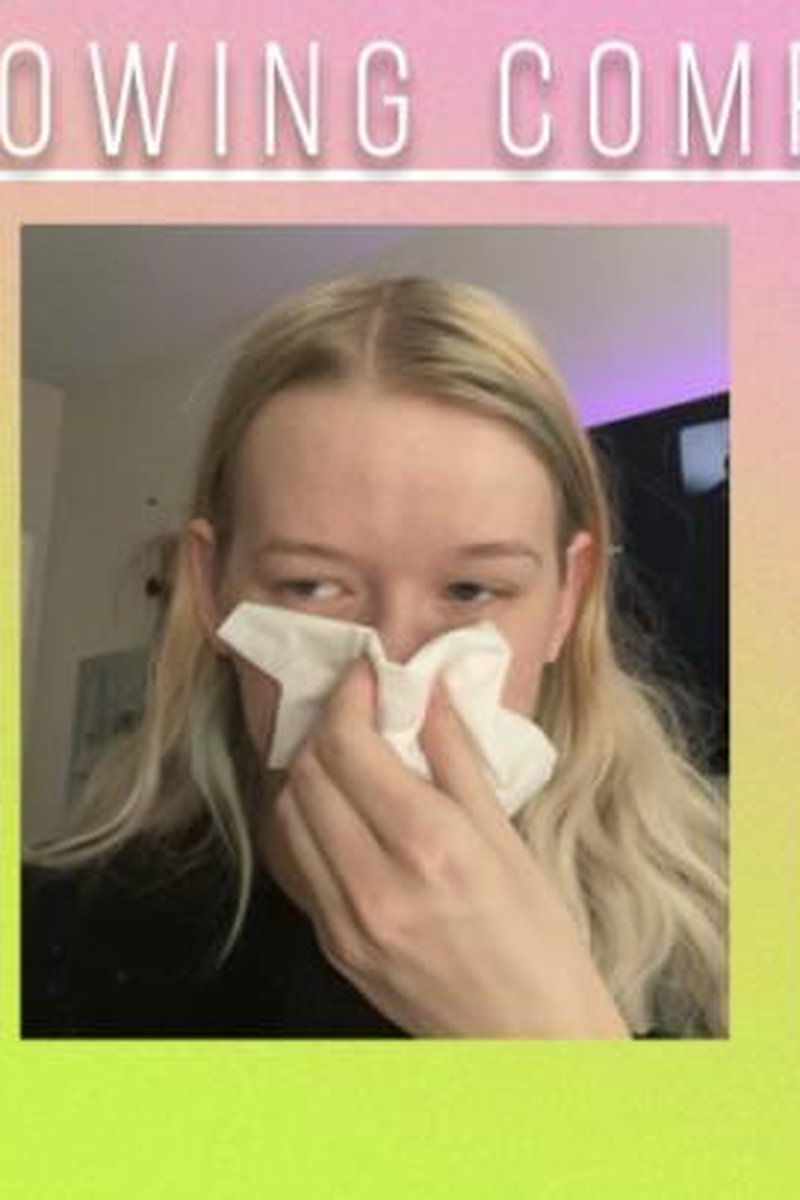 Nose Blowing Compilation - Screenshot 1 of 4 - Blonde Hair (Female)