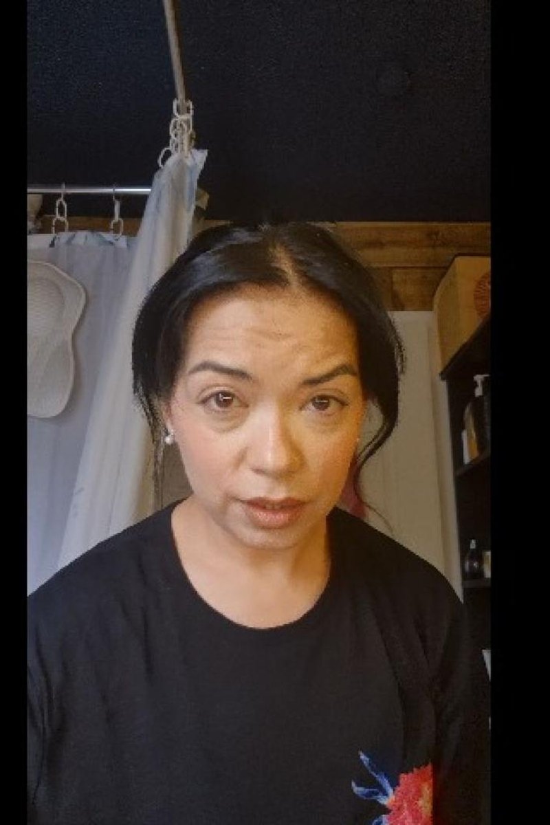 TP-manyvidslifeoftess-get-ready-with-me-for-livestream