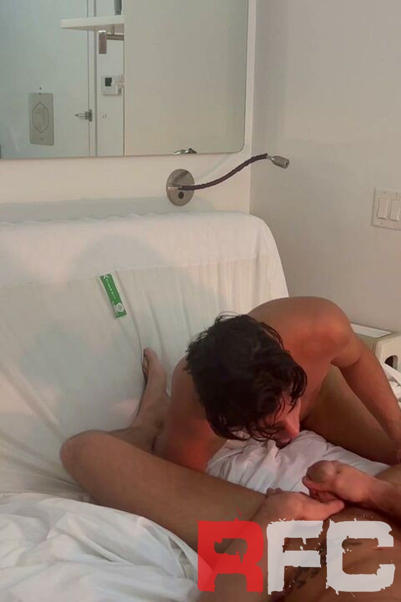 Roman Takes Control - Screenshot 1 of 4 - Big Muscle Guys