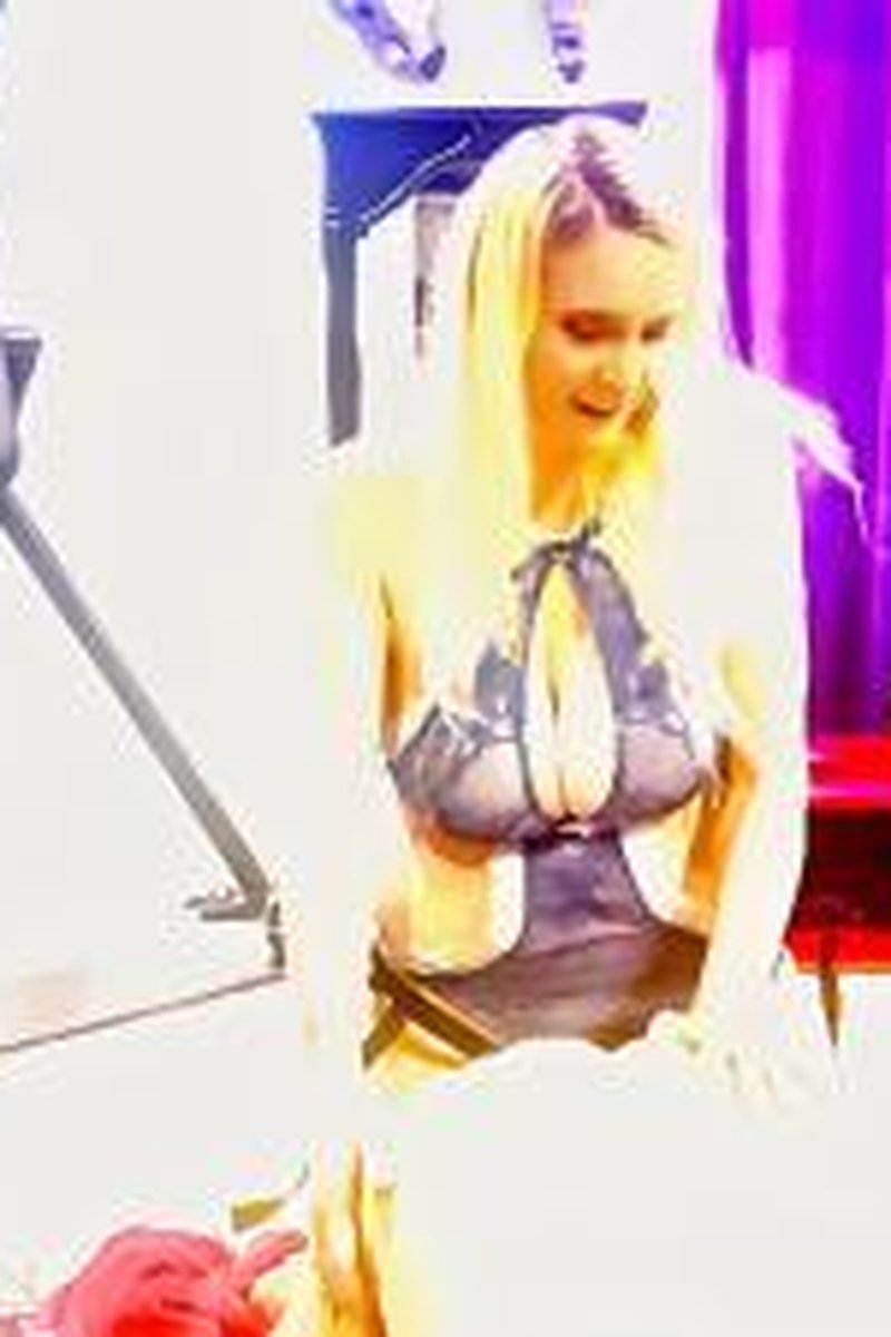 Claimed - Screenshot 1 of 4 - Cowgirl