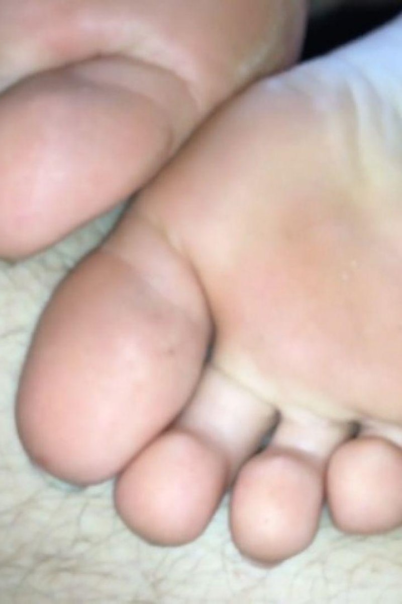 Soles Show - Screenshot 1 of 4 - Anal