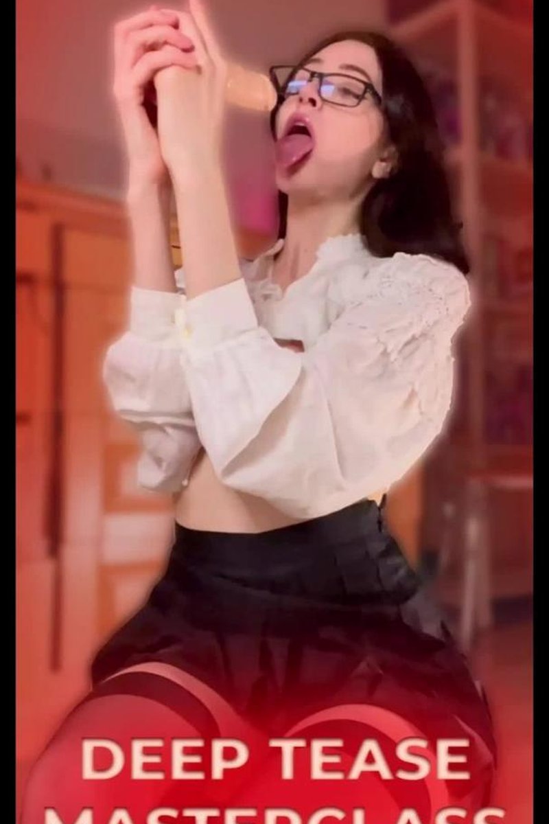 Deep Tease Masterclass - Screenshot 1 of 4 - 21 Year-old