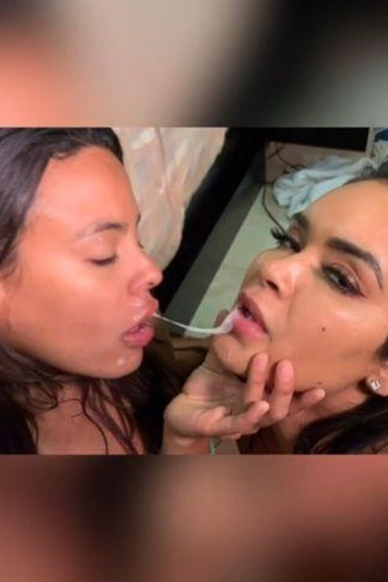 Daisy Marie & Luna Star Hungry For Cock - Screenshot 1 of 4 - Anal