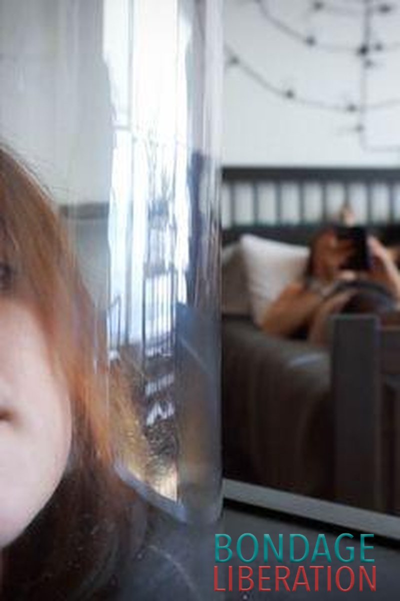 Teasing Caged Katt - Screenshot 1 of 4 - Bondage