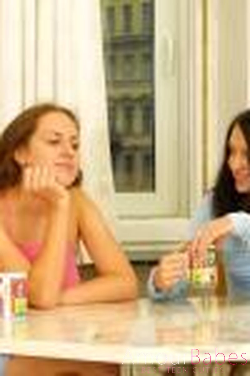 Karry - Screenshot 1 of 4 - Babes