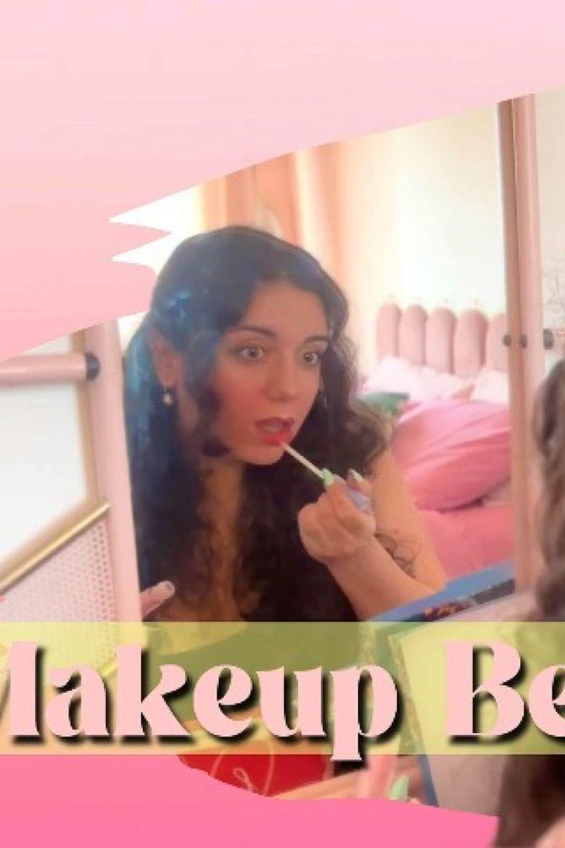 Make Up Before Filming - Screenshot 1 of 4 - Babes