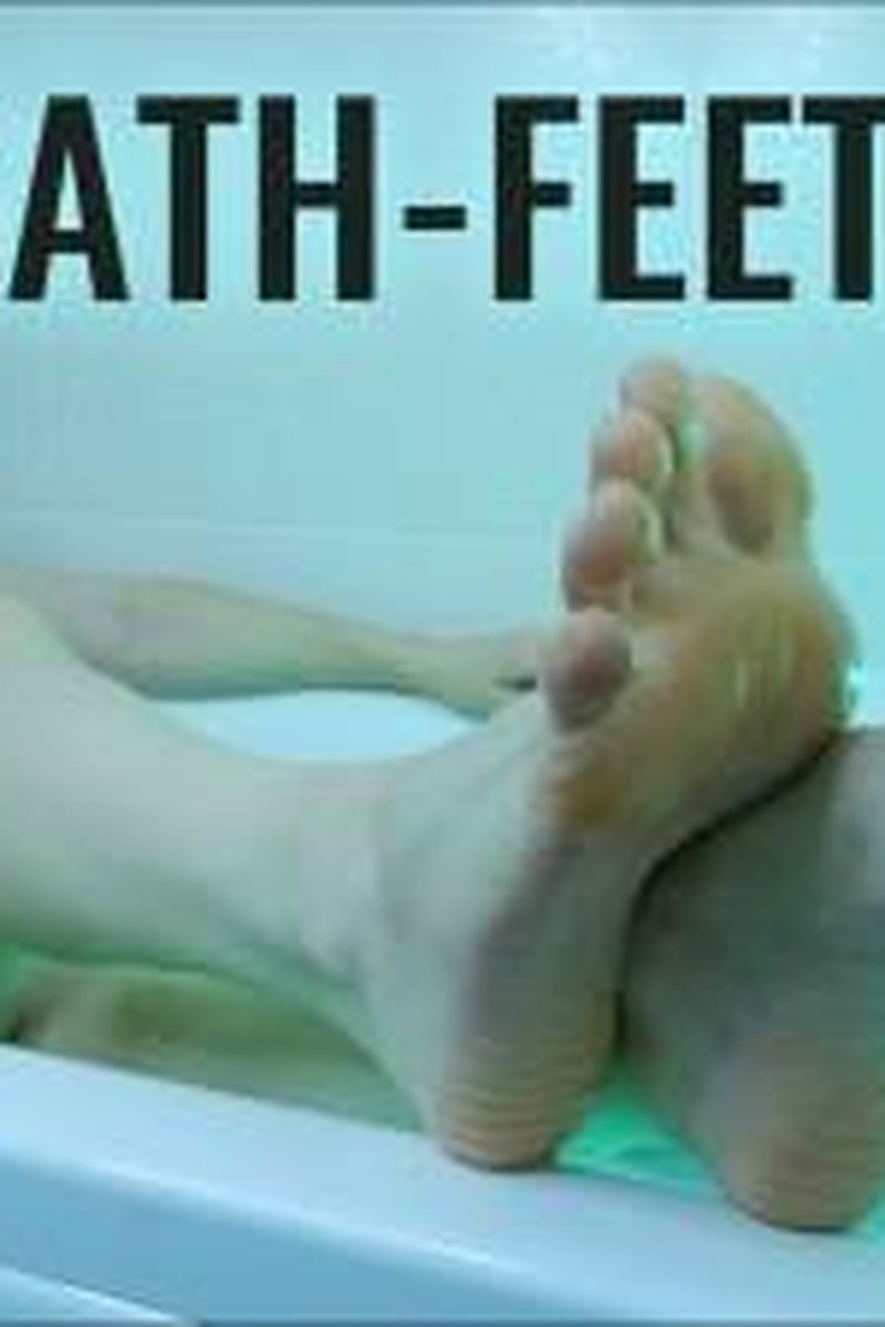Bath Feet - Screenshot 1 of 4 - Bathroom