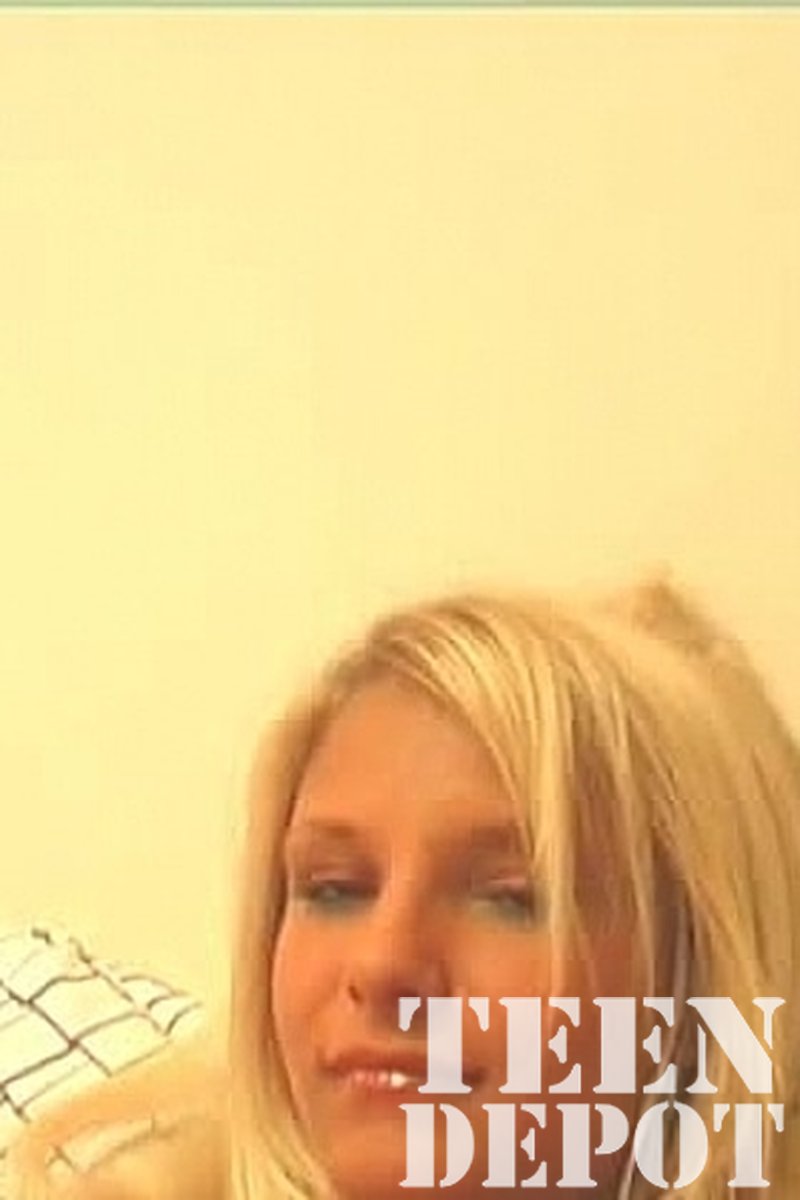 Eva C - Screenshot 1 of 4 - Teen (18-22)