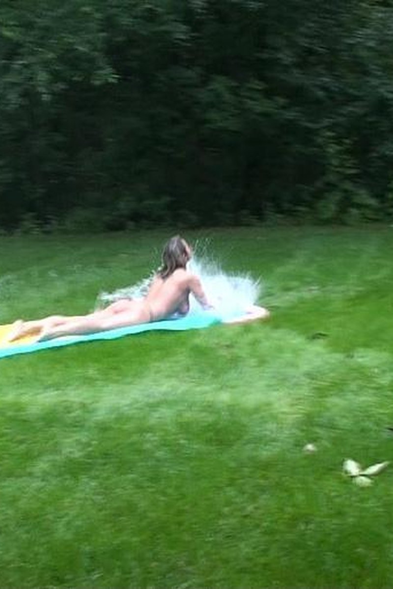 Slip N Slide - Screenshot 1 of 4 - Amateur