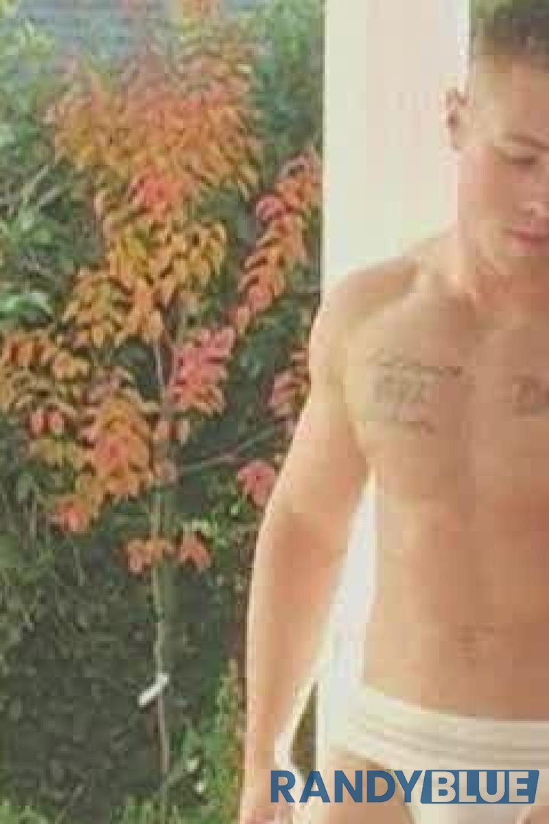 Brock - Screenshot 1 of 4 - Blond Hair