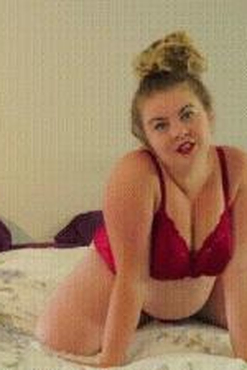 Findom Level: Addicted - Screenshot 1 of 4 - BBW