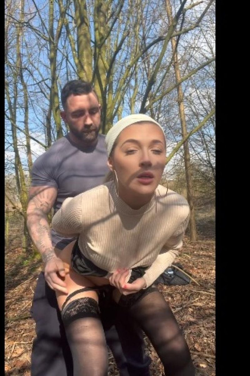 Forest Fuck - Screenshot 1 of 4 - Blowjob