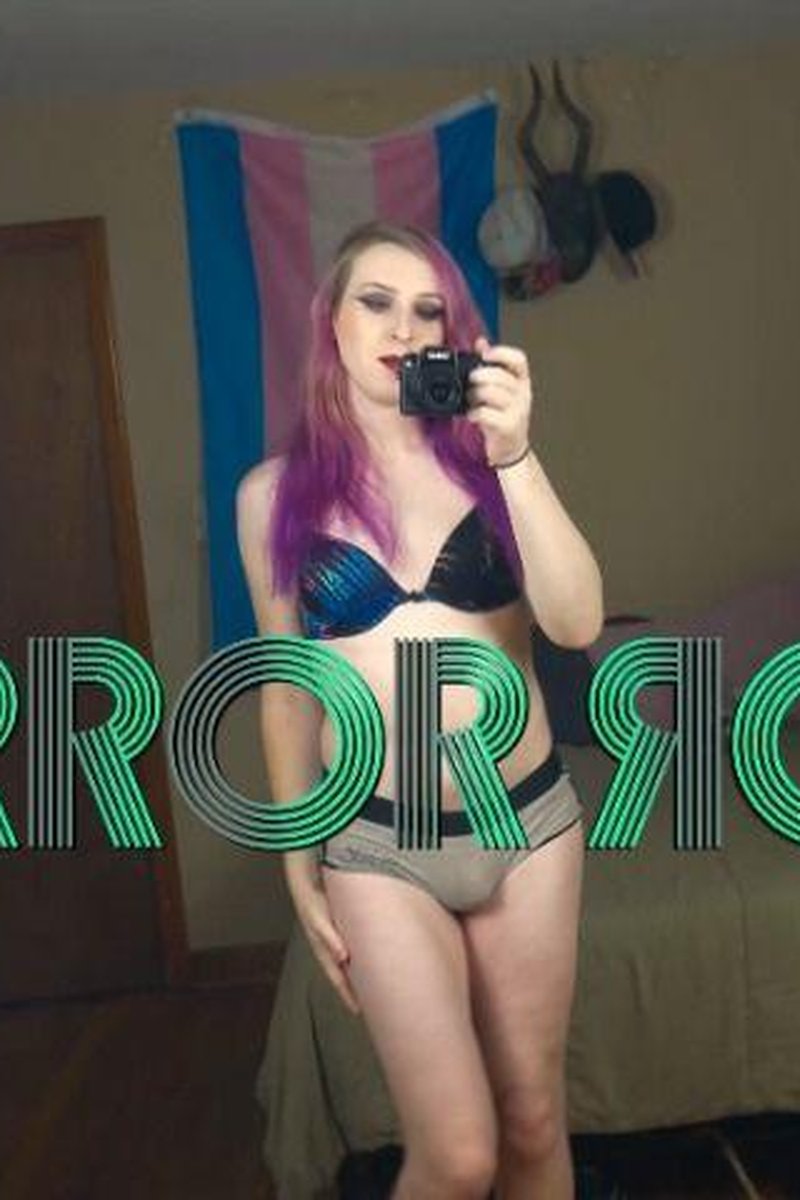Mirror Mirror - Screenshot 1 of 4 - Live Show