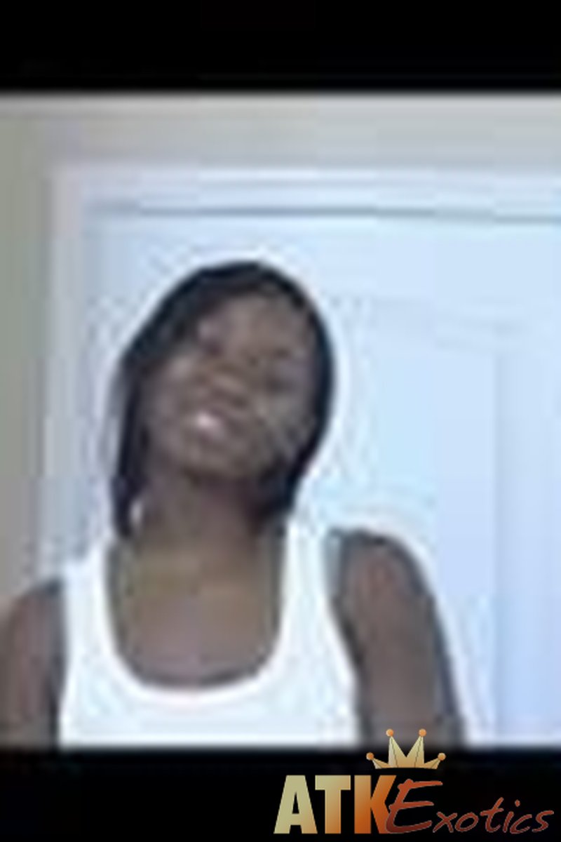 Hershey - Interview - Screenshot 1 of 4 - Hershey Her002