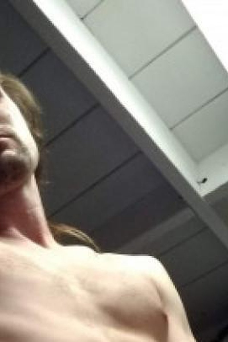 Running Solo - Screenshot 1 of 4 - Big Dick