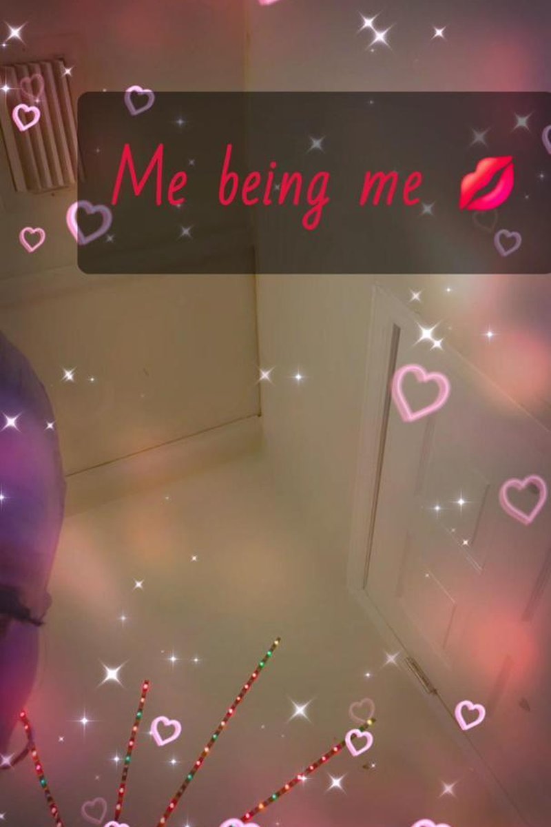 Me Being Me - Screenshot 1 of 4 - Ass Fetish