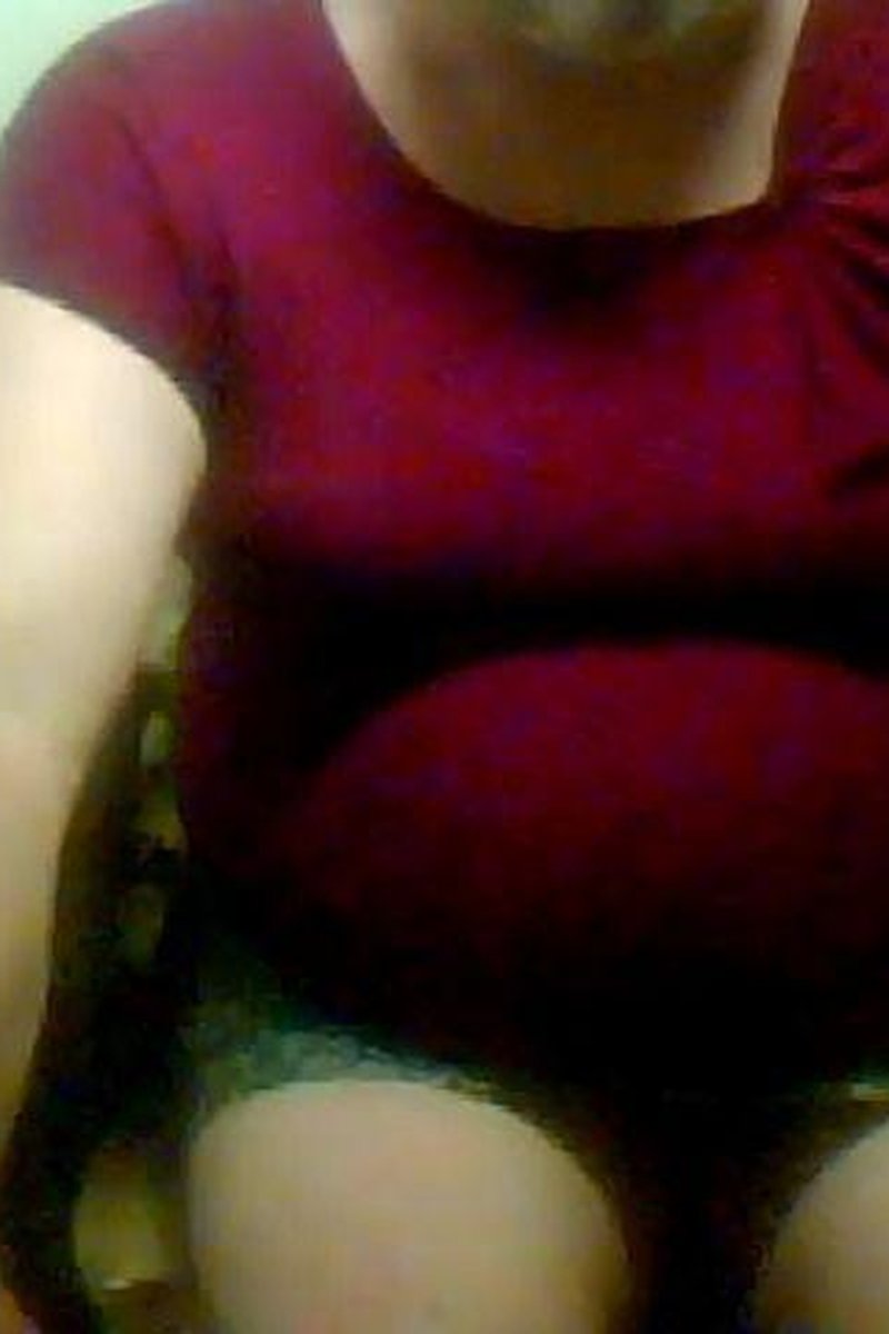 Feeling Sexy - Screenshot 1 of 4 - Cross Dressing