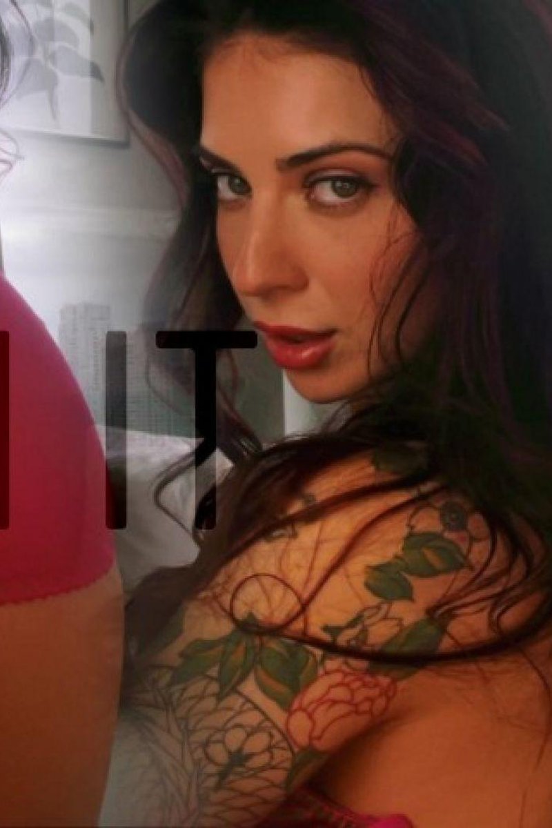 Earn It - Screenshot 1 of 4 - Ass Worship