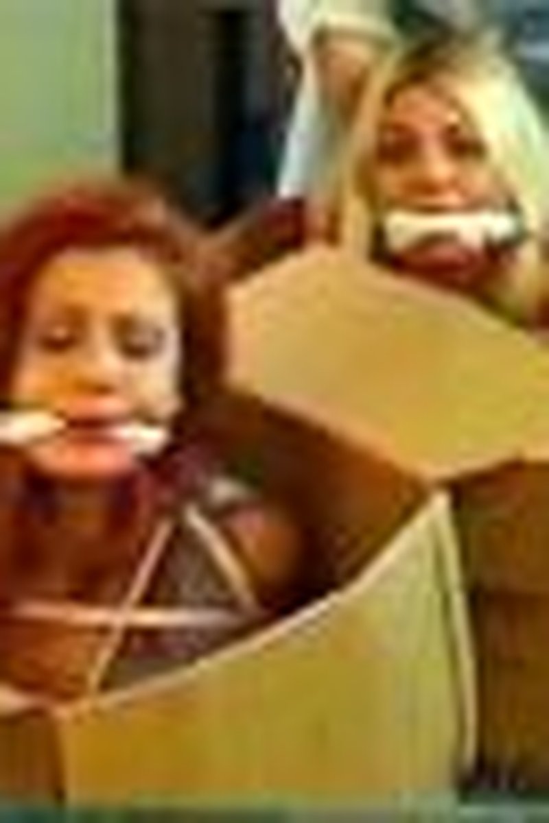 Ok-5 Boxed - Screenshot 1 of 4 - Bondage
