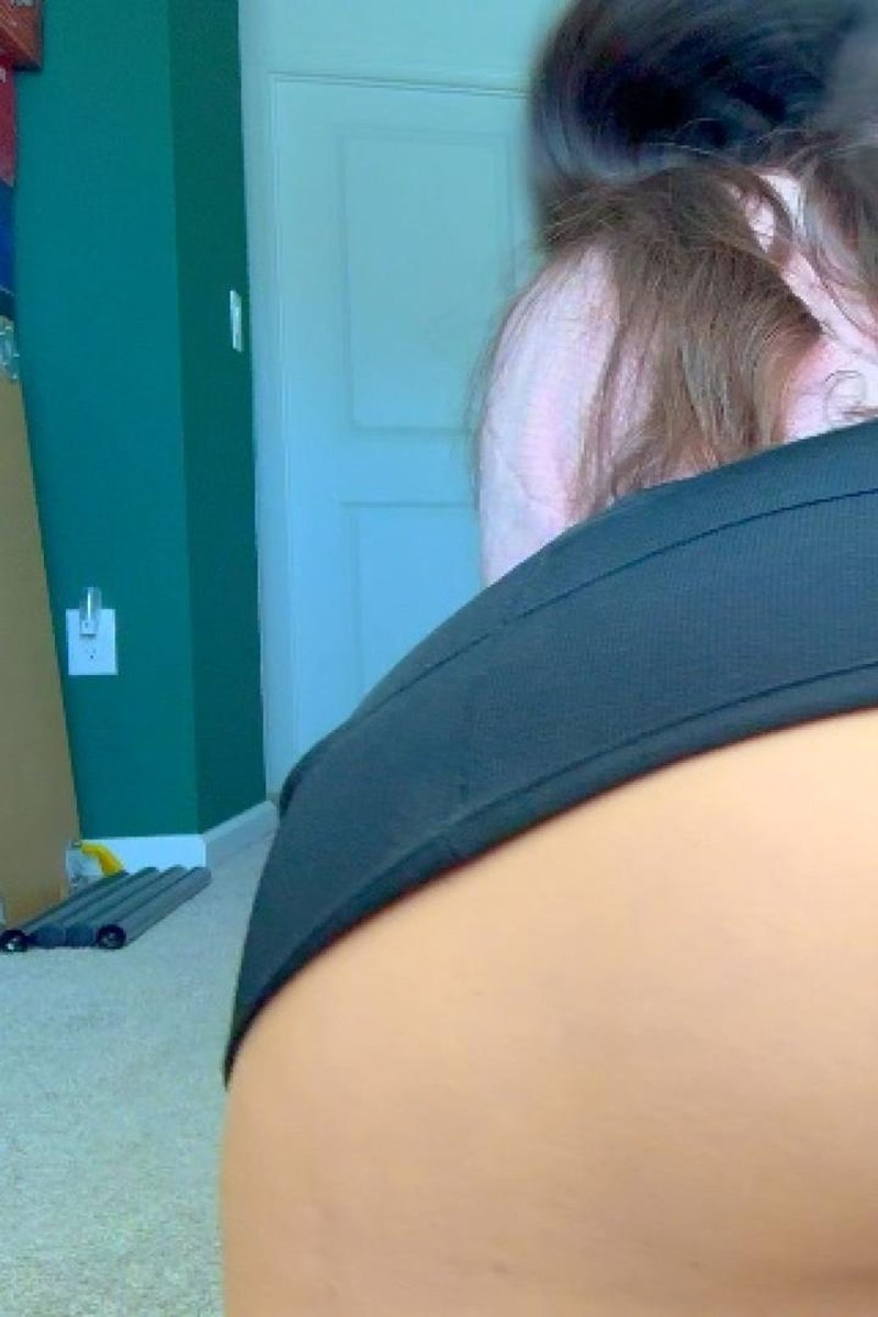 Keeping Warm - Screenshot 1 of 4 - Babes
