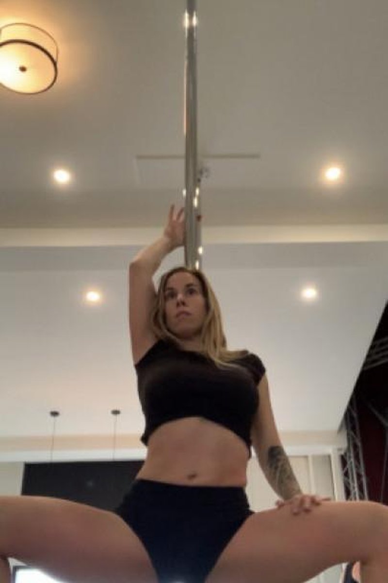 Exotic Dancer - Screenshot 1 of 4 - Exotic Dancers