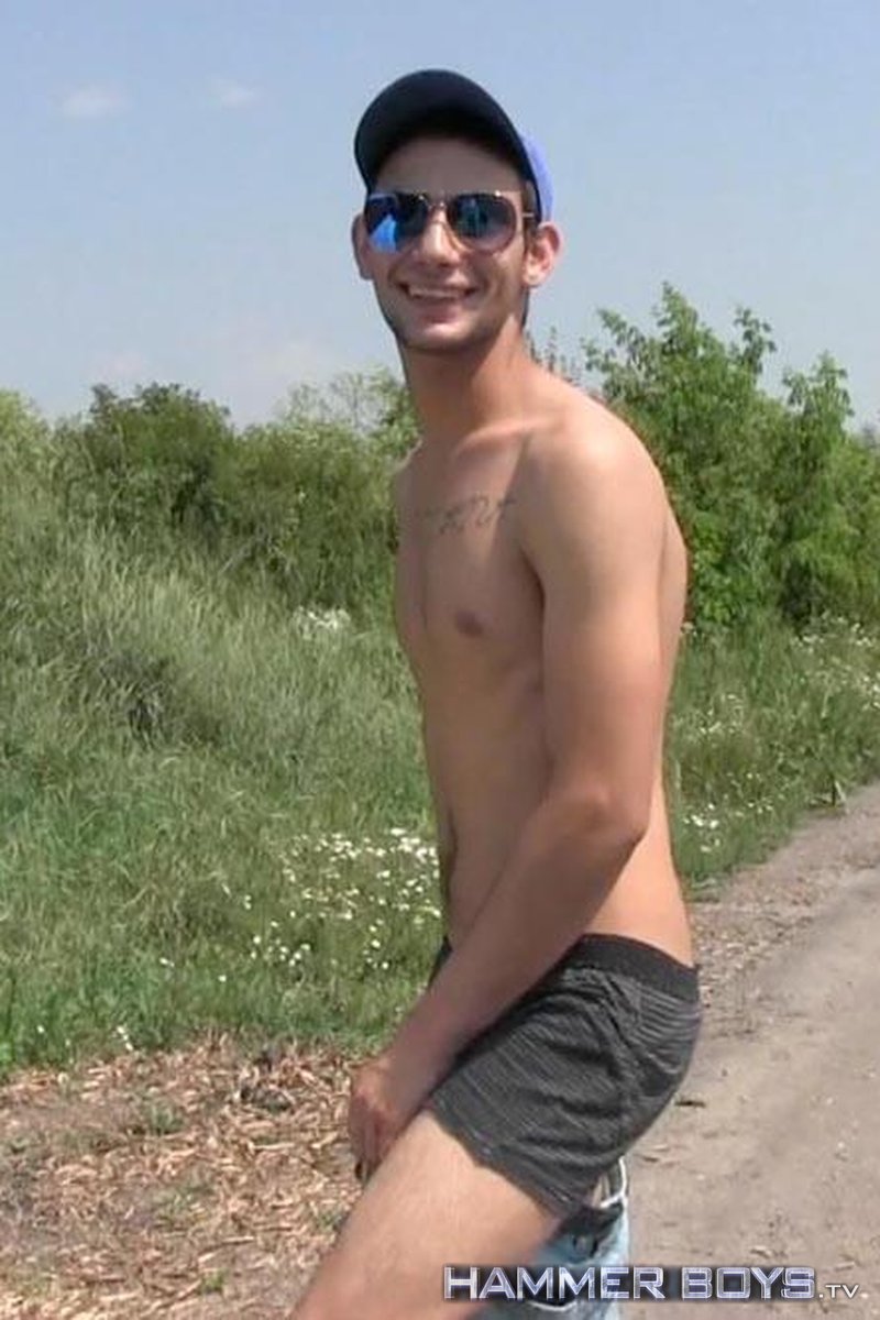 Peter Faro Huge Cum - Screenshot 1 of 4 - Gay