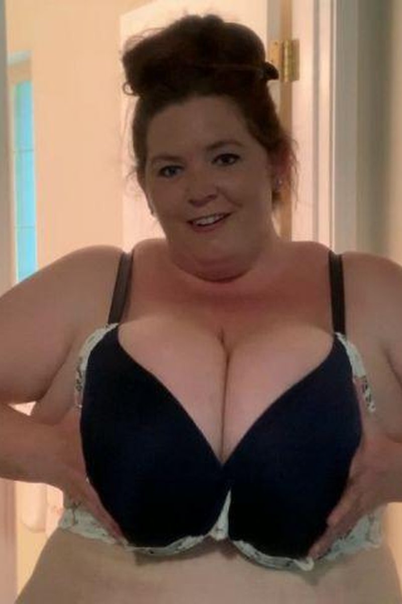 Late For Dinner - Screenshot 1 of 4 - BBW